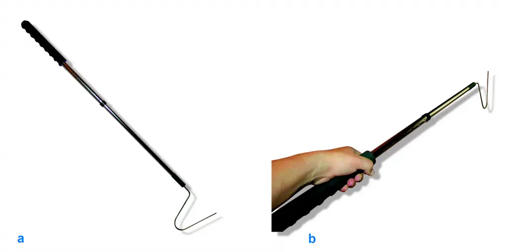 Herramientas para manipulación y restricción de serpientes; gancho herpetológico