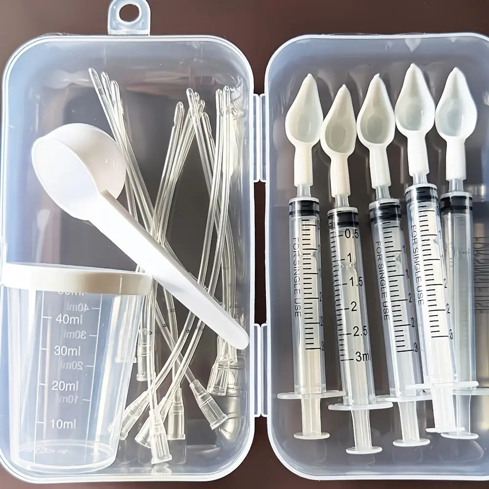 Referencia visual de medidas de componentes del kit de alimentación para aves